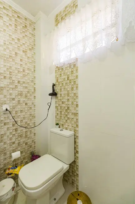 Apartamento com 3 quartos à venda, 97m2 em Rio Branco, Porto Alegre - RS - imagem 9 Foto 9 de Apartamento com 3 quartos à venda, 97m2 em Rio Branco, Porto Alegre - RS