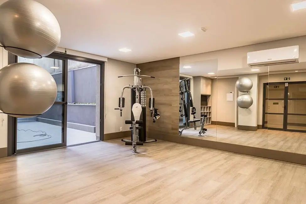 Apartamento à venda em Moinhos de Vento, Porto Alegre - RS - imagem 8 Foto 8 de Apartamento à venda em Moinhos de Vento, Porto Alegre - RS