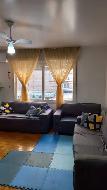 Casa com 2 quartos à venda, 88m2 em Menino Deus, Porto Alegre - RS - imagem 3 Foto 3 de Casa com 2 quartos à venda, 88m2 em Menino Deus, Porto Alegre - RS