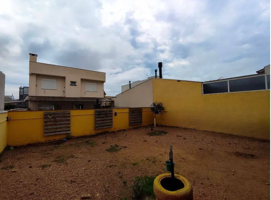 Foto 9 de Casa com 3 quartos à venda, 150m2 em Mário Quintana, Porto Alegre - RS