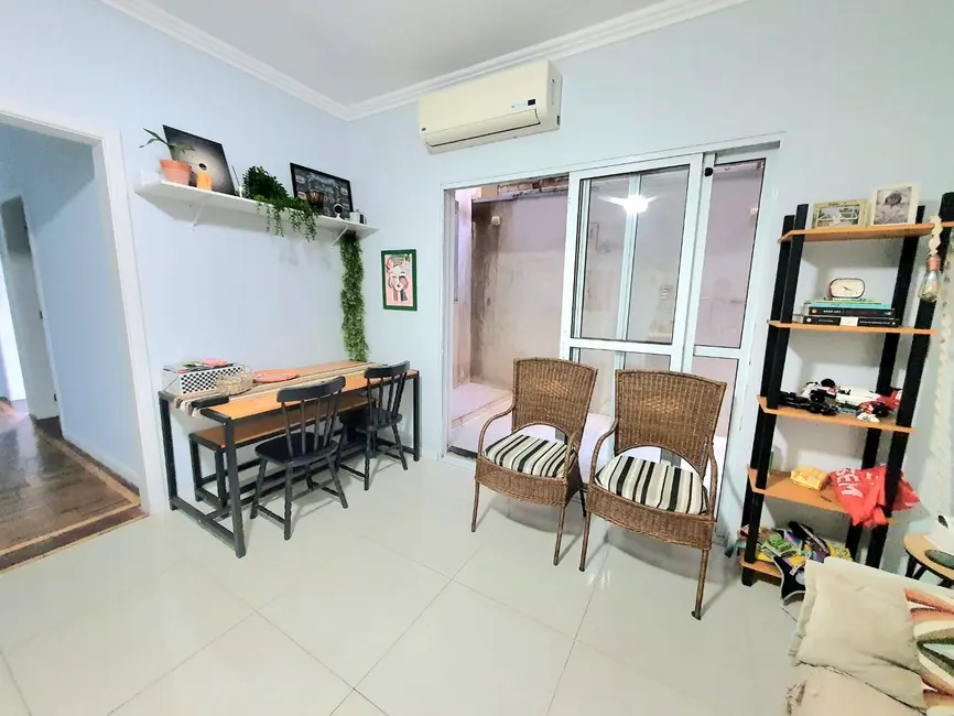 Apartamento com 3 quartos à venda, 87m2 em Bom Fim, Porto Alegre - RS - imagem 6 Foto 6 de Apartamento com 3 quartos à venda, 87m2 em Bom Fim, Porto Alegre - RS