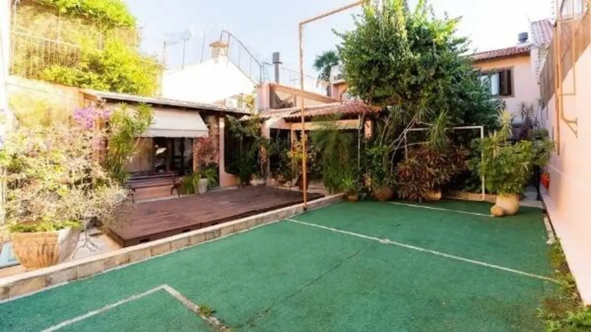 Casa com 4 quartos à venda, 233m2 em Chácara das Pedras, Porto Alegre - RS - imagem 7 Foto 7 de Casa com 4 quartos à venda, 233m2 em Chácara das Pedras, Porto Alegre - RS