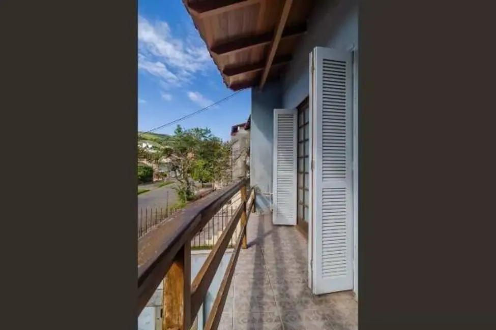 Foto 6 de Casa com 3 quartos à venda, 396m2 em Partenon, Porto Alegre - RS