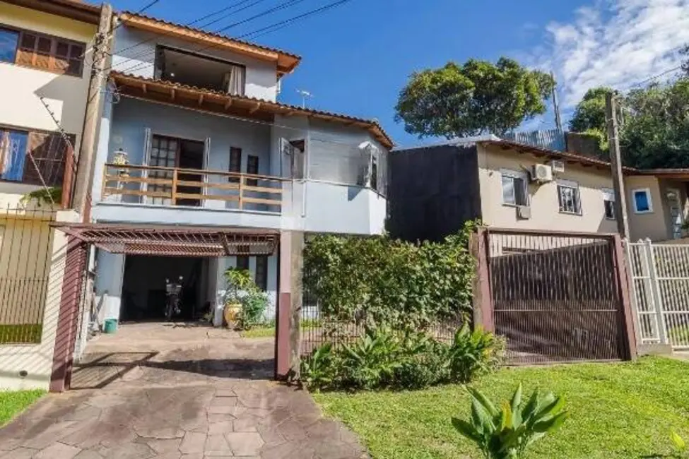 Foto 3 de Casa com 3 quartos à venda, 396m2 em Partenon, Porto Alegre - RS