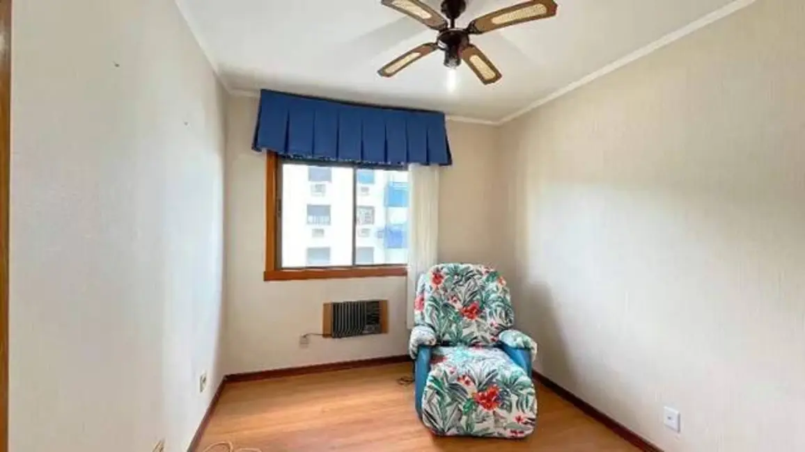 Foto 3 de Apartamento com 3 quartos à venda, 99m2 em Cristal, Porto Alegre - RS