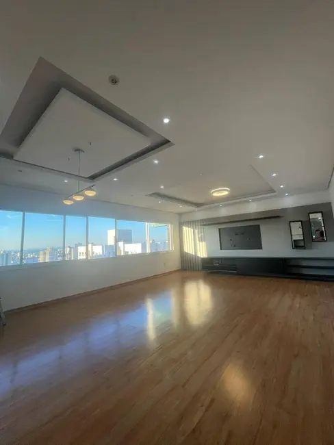 Foto 6 de Apartamento à venda, 132m2 em Passo da Areia, Porto Alegre - RS