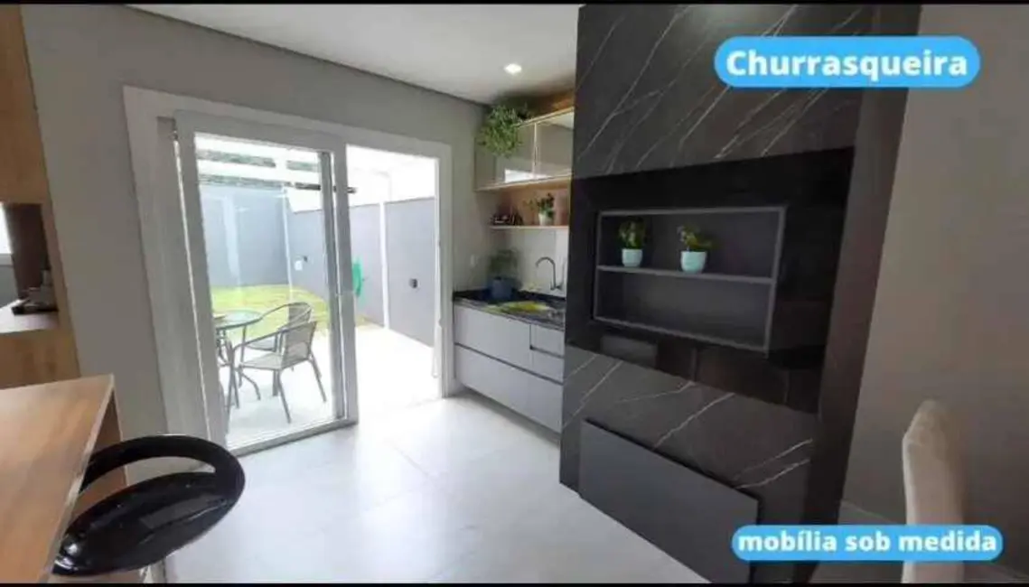 Foto 2 de Casa com 3 quartos à venda, 156m2 em Vila Ipiranga, Porto Alegre - RS