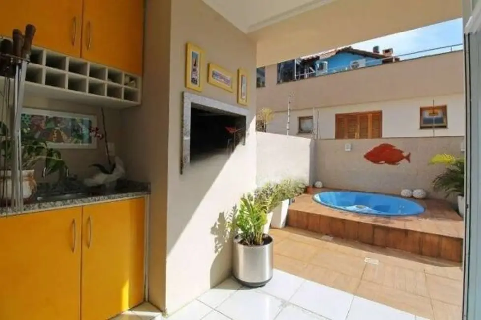 Foto 9 de Casa com 4 quartos à venda, 285m2 em Jardim Itu, Porto Alegre - RS