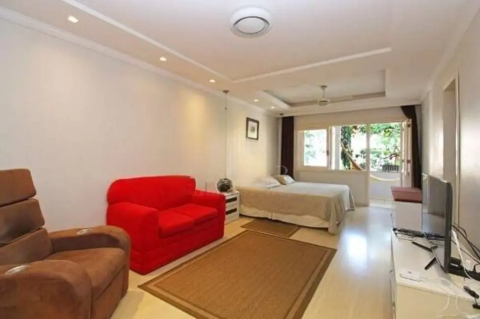 Foto 4 de Casa com 4 quartos à venda, 285m2 em Jardim Itu, Porto Alegre - RS