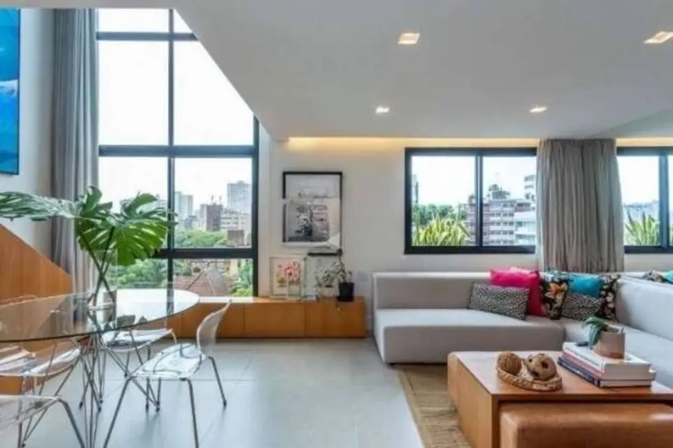 Foto 2 de Apartamento com 1 quarto à venda, 69m2 em Auxiliadora, Porto Alegre - RS