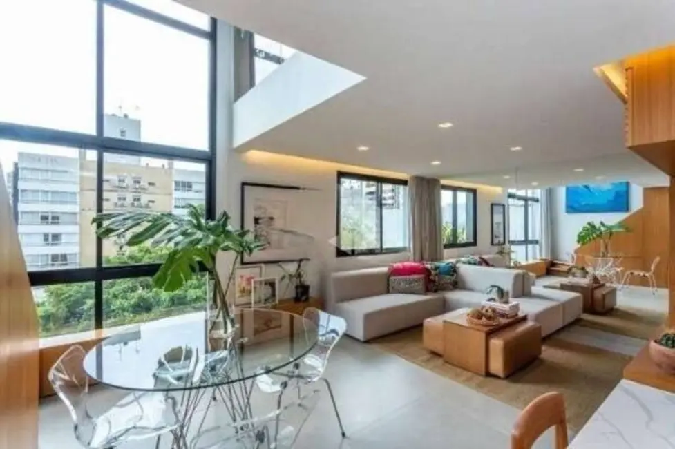 Foto 1 de Apartamento com 1 quarto à venda, 69m2 em Auxiliadora, Porto Alegre - RS