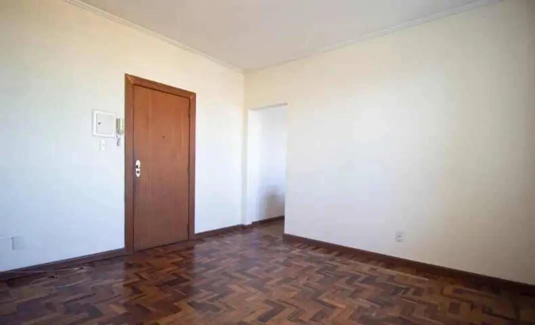 Foto 2 de Apartamento com 2 quartos à venda, 76m2 em Floresta, Porto Alegre - RS