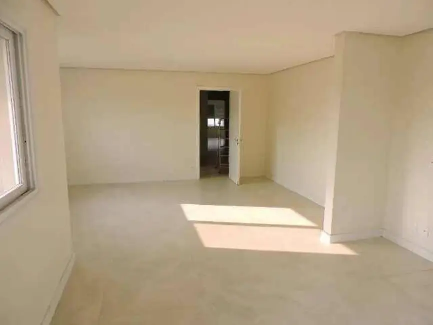 Foto 9 de Casa com 5 quartos à venda, 600m2 em Vila Jardim, Porto Alegre - RS