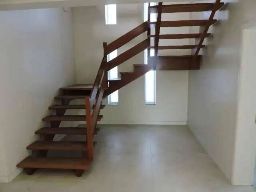 Foto 3 de Casa com 5 quartos à venda, 600m2 em Vila Jardim, Porto Alegre - RS