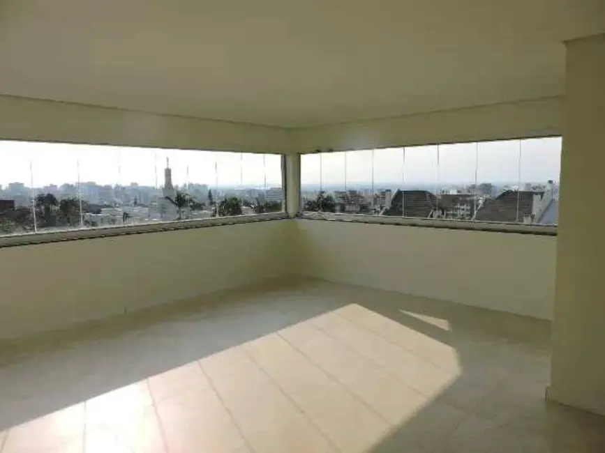 Foto 8 de Casa com 5 quartos à venda, 600m2 em Vila Jardim, Porto Alegre - RS