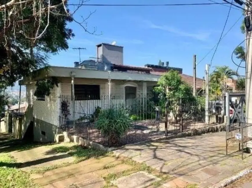 Foto 1 de Casa com 3 quartos à venda, 201m2 em Jardim do Salso, Porto Alegre - RS