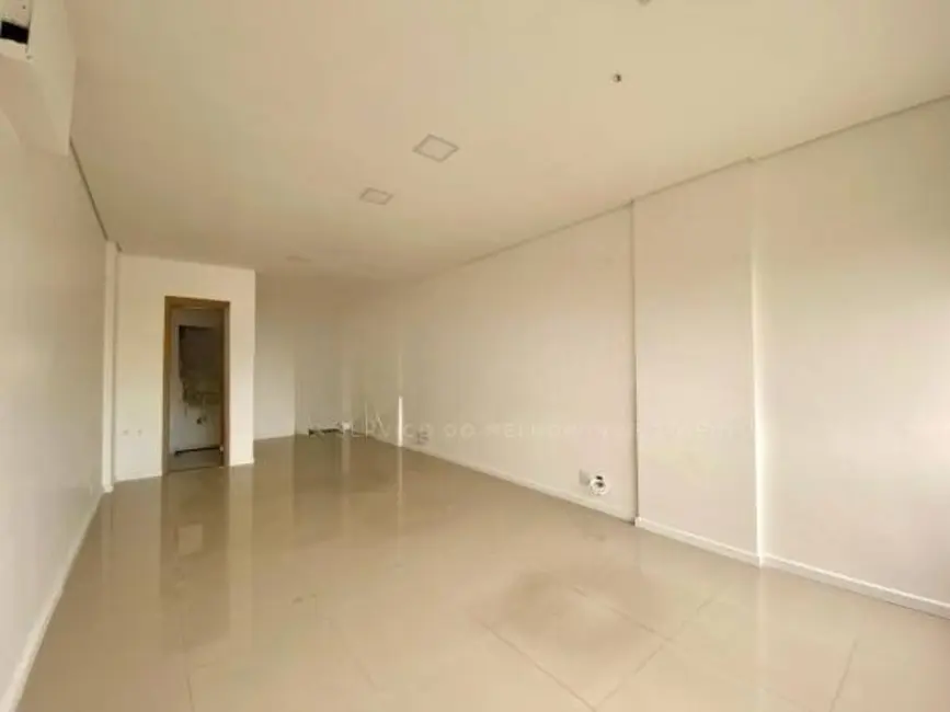 Foto 6 de Sala Comercial à venda, 33m2 em São Geraldo, Porto Alegre - RS