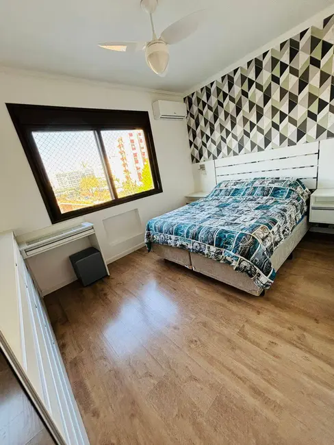 Foto 8 de Apartamento com 3 quartos à venda, 98m2 em Jardim Lindóia, Porto Alegre - RS