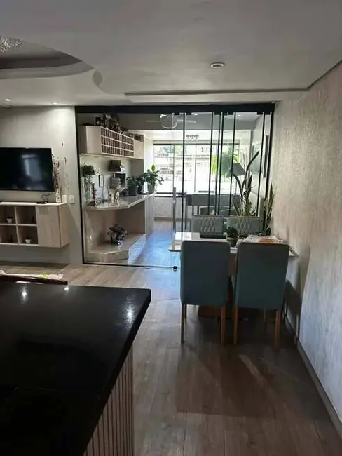 Apartamento com 3 quartos à venda, 111m2 em Chácara das Pedras, Porto Alegre - RS - imagem 6 Foto 6 de Apartamento com 3 quartos à venda, 111m2 em Chácara das Pedras, Porto Alegre - RS
