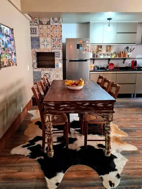 Apartamento com 1 quarto à venda, 45m2 em Santo Antônio, Porto Alegre - RS - imagem 4 Foto 4 de Apartamento com 1 quarto à venda, 45m2 em Santo Antônio, Porto Alegre - RS