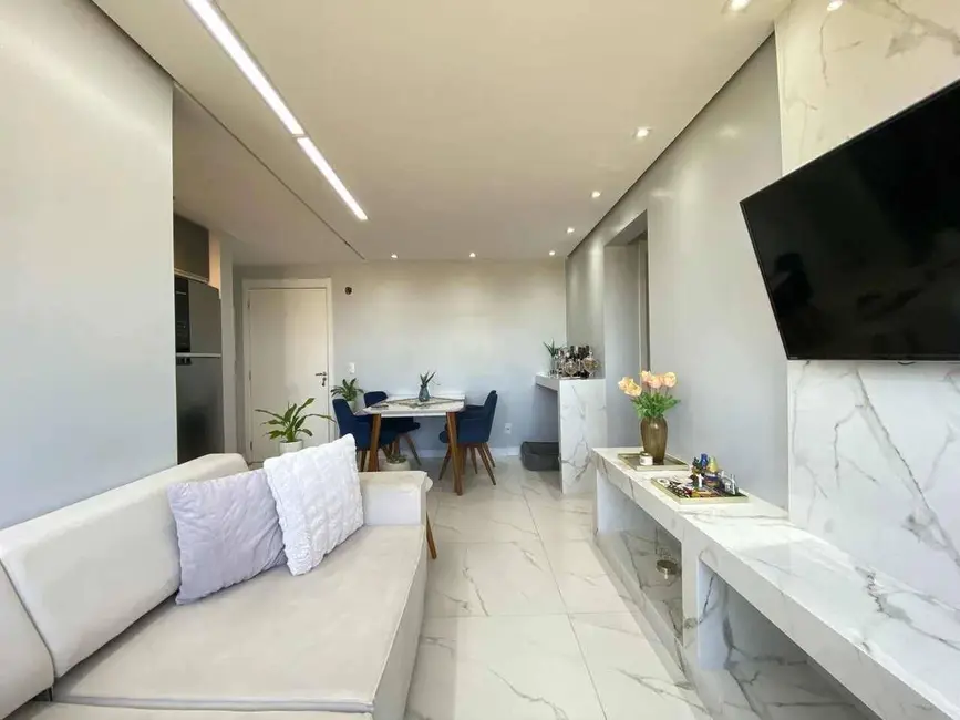 Foto 2 de Apartamento com 2 quartos à venda, 56m2 em Humaitá, Porto Alegre - RS