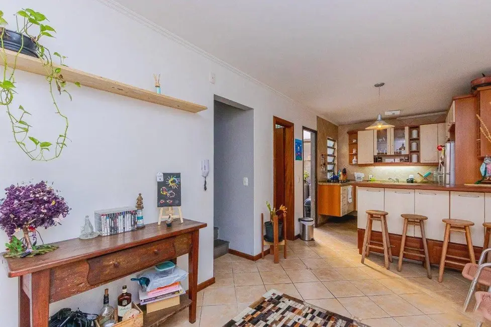 Foto 3 de Casa com 3 quartos à venda, 96m2 em Partenon, Porto Alegre - RS