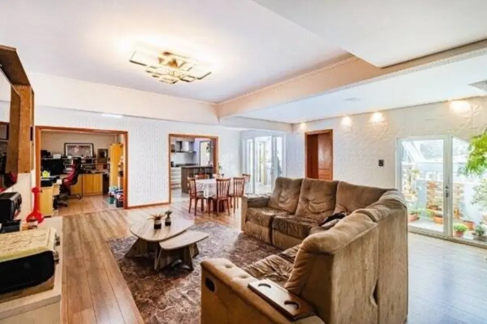 Foto 5 de Casa com 4 quartos à venda, 286m2 em Chácara das Pedras, Porto Alegre - RS