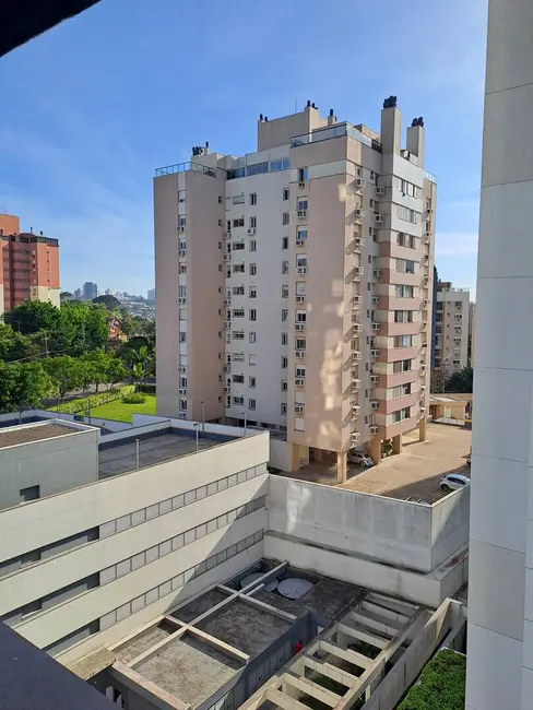 Foto 4 de Apartamento com 1 quarto à venda, 38m2 em Chácara das Pedras, Porto Alegre - RS
