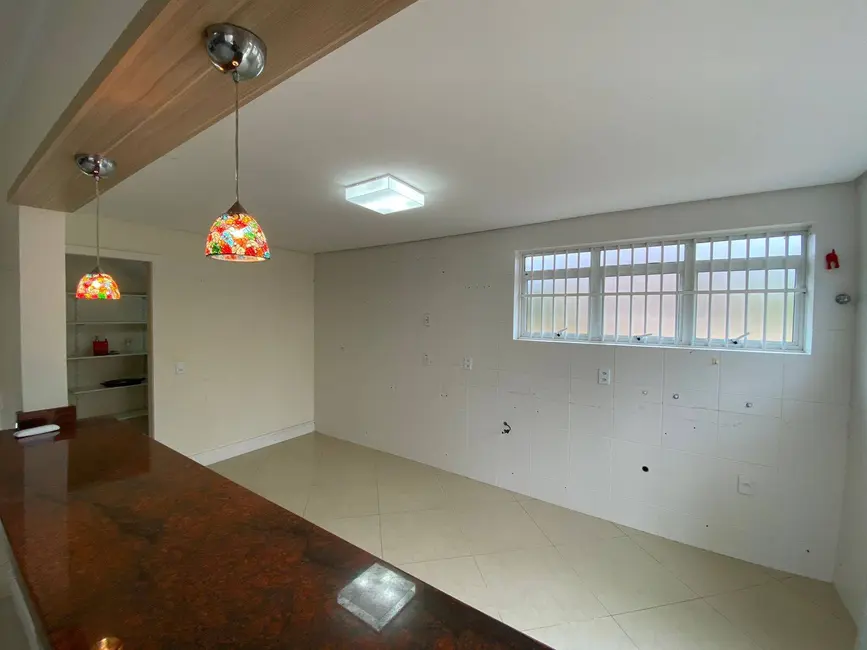 Foto 6 de Casa com 4 quartos à venda, 265m2 em Chácara das Pedras, Porto Alegre - RS
