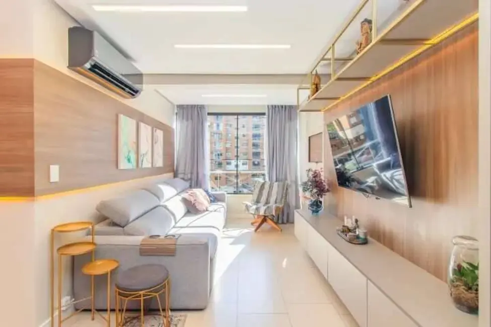 Foto 6 de Apartamento com 3 quartos à venda, 85m2 em Boa Vista, Porto Alegre - RS