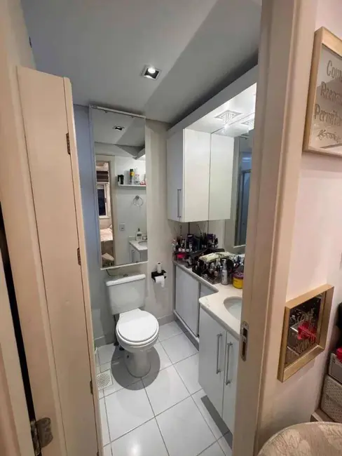 Apartamento com 2 quartos à venda, 67m2 em Vila Ipiranga, Porto Alegre - RS - imagem 6 Foto 6 de Apartamento com 2 quartos à venda, 67m2 em Vila Ipiranga, Porto Alegre - RS