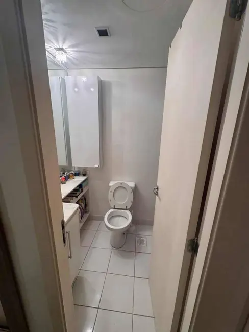 Apartamento com 2 quartos à venda, 67m2 em Vila Ipiranga, Porto Alegre - RS - imagem 3 Foto 3 de Apartamento com 2 quartos à venda, 67m2 em Vila Ipiranga, Porto Alegre - RS