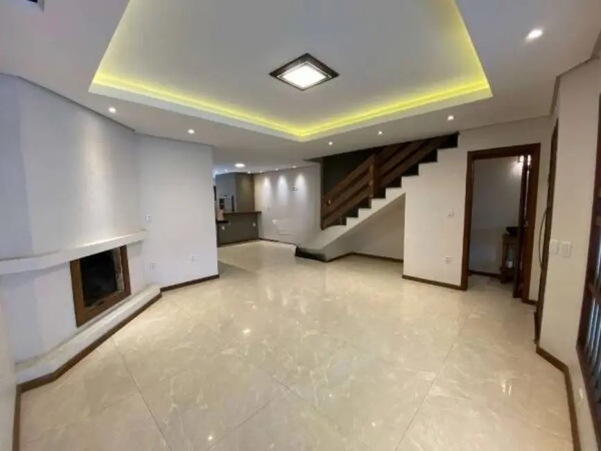 Foto 2 de Casa com 3 quartos à venda, 235m2 em Sarandi, Porto Alegre - RS