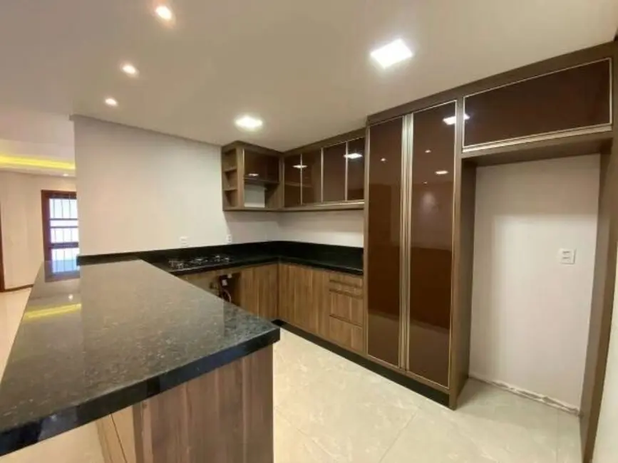 Foto 6 de Casa com 3 quartos à venda, 235m2 em Sarandi, Porto Alegre - RS