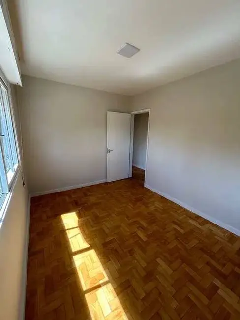 Foto 3 de Apartamento com 3 quartos à venda, 120m2 em Petrópolis, Porto Alegre - RS