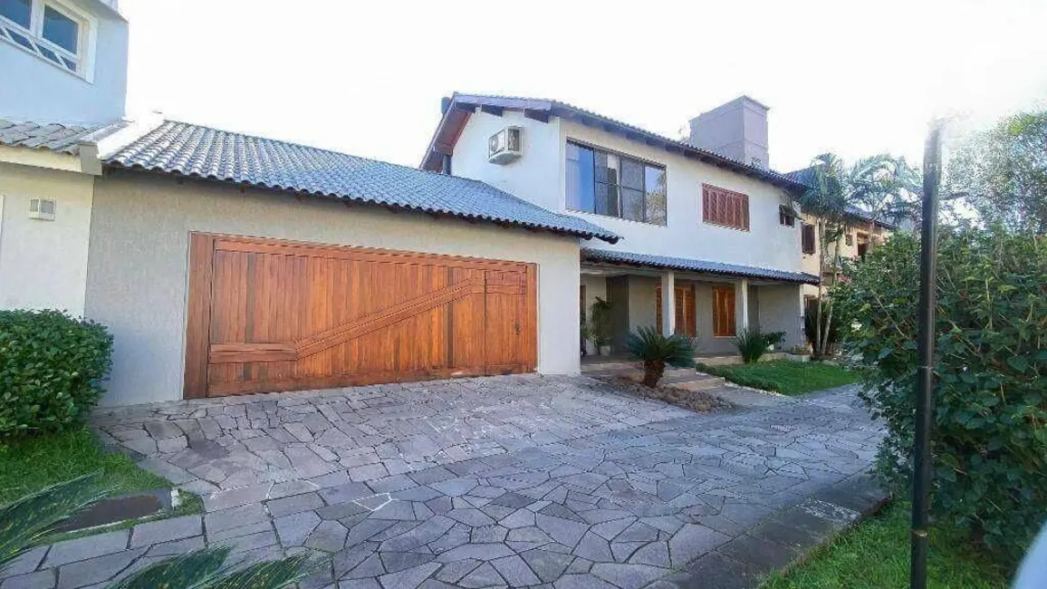 Foto 1 de Casa com 3 quartos à venda, 300m2 em Sarandi, Porto Alegre - RS