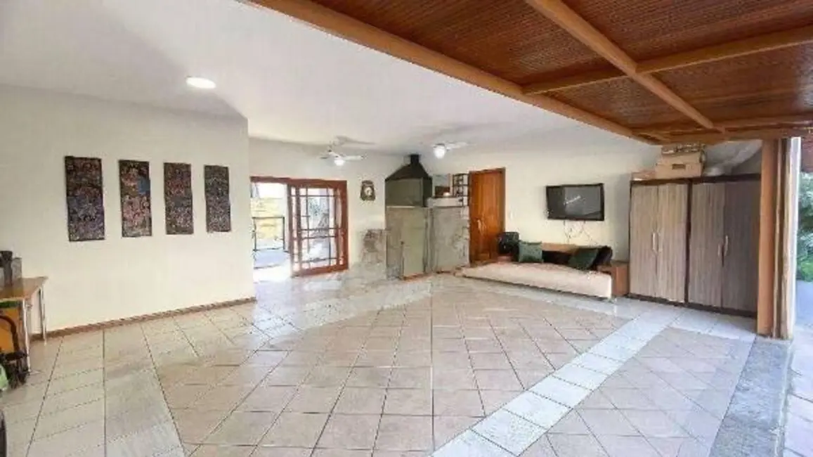 Foto 7 de Casa com 3 quartos à venda, 300m2 em Sarandi, Porto Alegre - RS