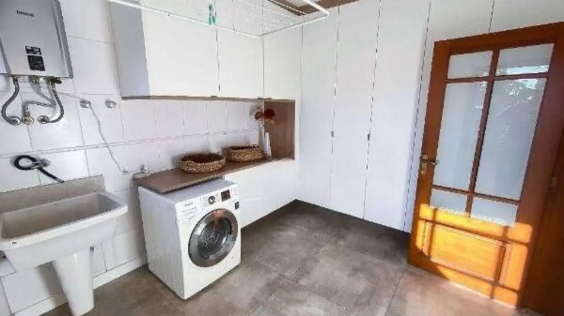 Foto 6 de Casa com 3 quartos à venda, 300m2 em Sarandi, Porto Alegre - RS