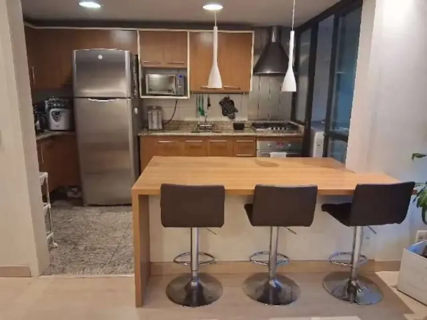 Apartamento com 3 quartos à venda, 92m2 em Menino Deus, Porto Alegre - RS - imagem 5 Foto 5 de Apartamento com 3 quartos à venda, 92m2 em Menino Deus, Porto Alegre - RS