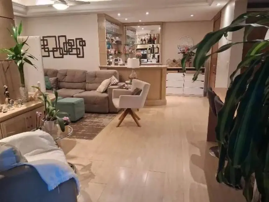 Apartamento com 3 quartos à venda, 92m2 em Menino Deus, Porto Alegre - RS - imagem 2 Foto 2 de Apartamento com 3 quartos à venda, 92m2 em Menino Deus, Porto Alegre - RS