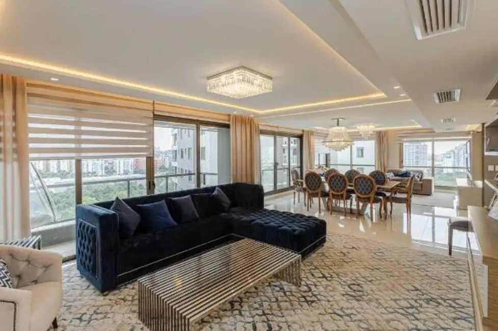 Apartamento com 3 quartos à venda, 236m2 em Jardim Europa, Porto Alegre - RS - imagem 3 Foto 3 de Apartamento com 3 quartos à venda, 236m2 em Jardim Europa, Porto Alegre - RS