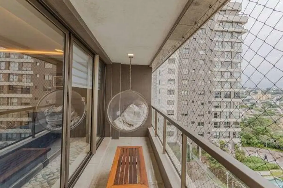 Apartamento com 3 quartos à venda, 236m2 em Jardim Europa, Porto Alegre - RS - imagem 4 Foto 4 de Apartamento com 3 quartos à venda, 236m2 em Jardim Europa, Porto Alegre - RS