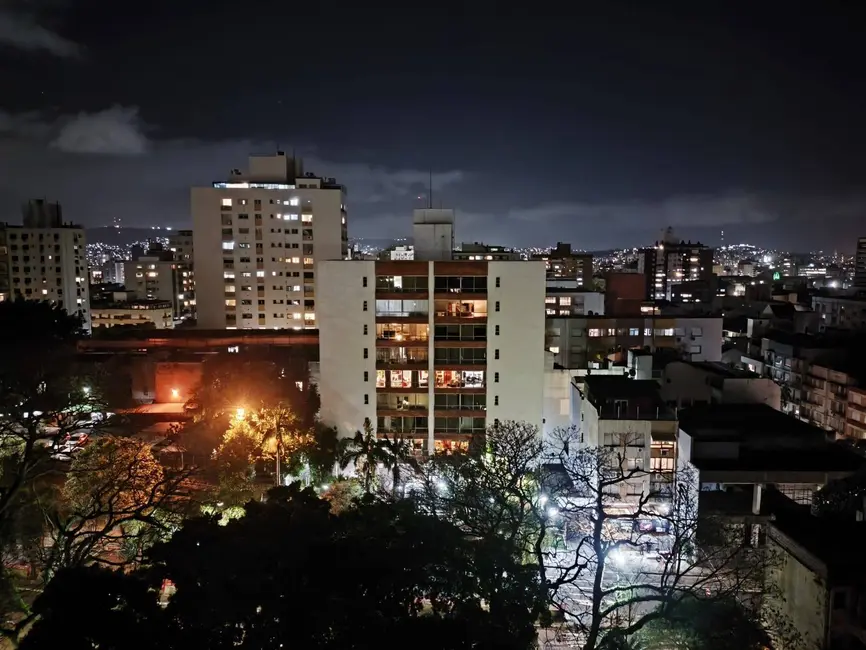 Apartamento com 1 quarto à venda, 44m2 em Independência, Porto Alegre - RS - imagem 8 Foto 8 de Apartamento com 1 quarto à venda, 44m2 em Independência, Porto Alegre - RS