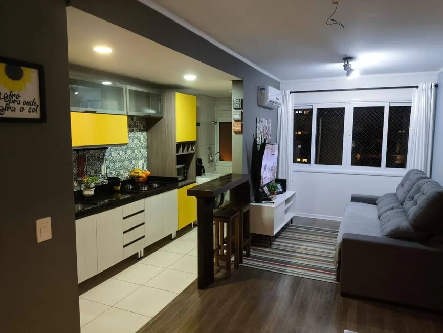 Apartamento com 1 quarto à venda, 44m2 em Independência, Porto Alegre - RS - imagem 4 Foto 4 de Apartamento com 1 quarto à venda, 44m2 em Independência, Porto Alegre - RS