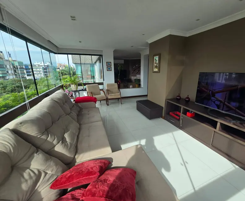 Foto 5 de Apartamento com 3 quartos à venda, 295m2 em Jardim Lindóia, Porto Alegre - RS