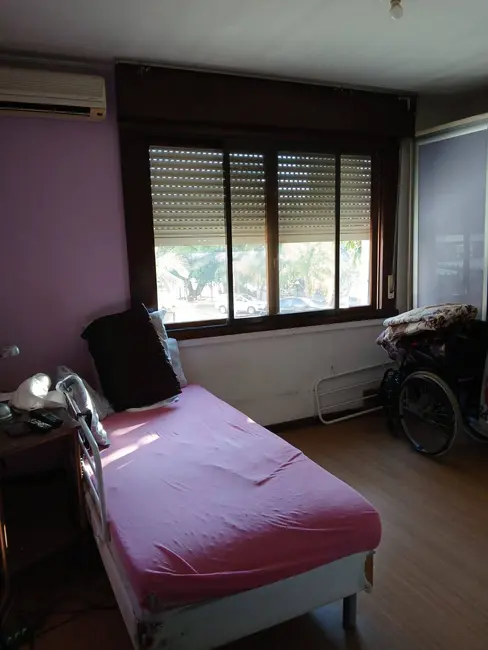 Foto 9 de Apartamento com 3 quartos à venda em Jardim Lindóia, Porto Alegre - RS