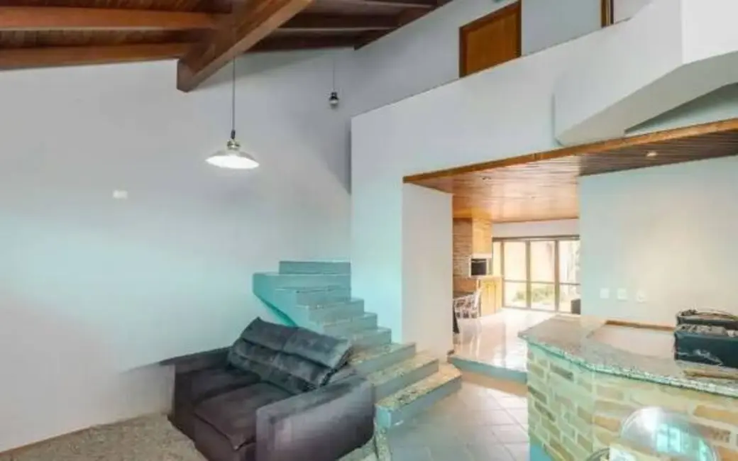 Foto 2 de Apartamento com 2 quartos à venda, 187m2 em Jardim Itu, Porto Alegre - RS