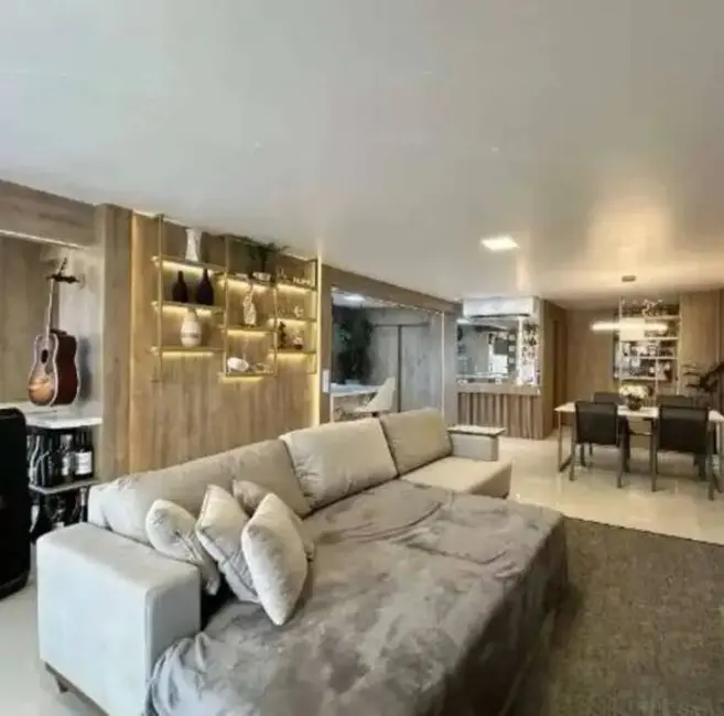 Foto 1 de Apartamento com 3 quartos à venda, 180m2 em Cristal, Porto Alegre - RS