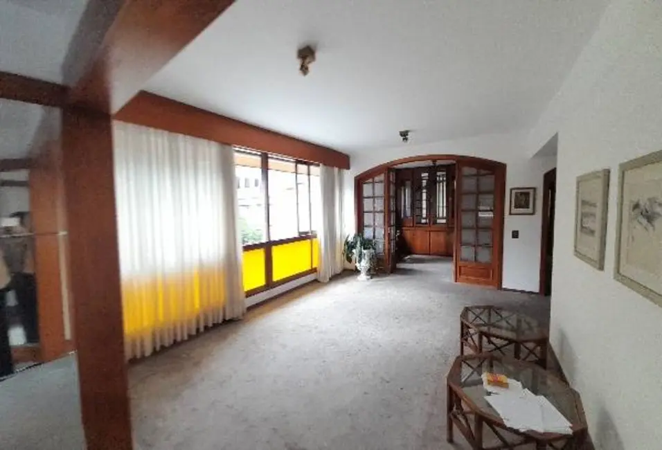 Apartamento com 2 quartos à venda, 100m2 em Moinhos de Vento, Porto Alegre - RS - imagem 5 Foto 5 de Apartamento com 2 quartos à venda, 100m2 em Moinhos de Vento, Porto Alegre - RS