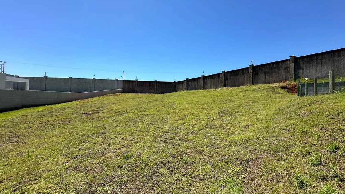 Foto 1 de Terreno / Lote à venda, 854m2 em São Vicente, Gravatai - RS